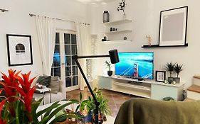 Sea Canal Townhouse